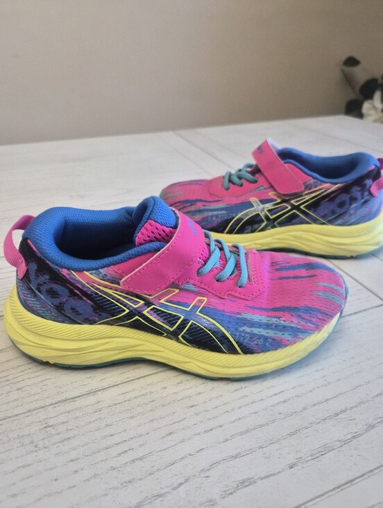 Asics Other - ASICS girls Pre Nosa Shoes Size 1.5 Pink